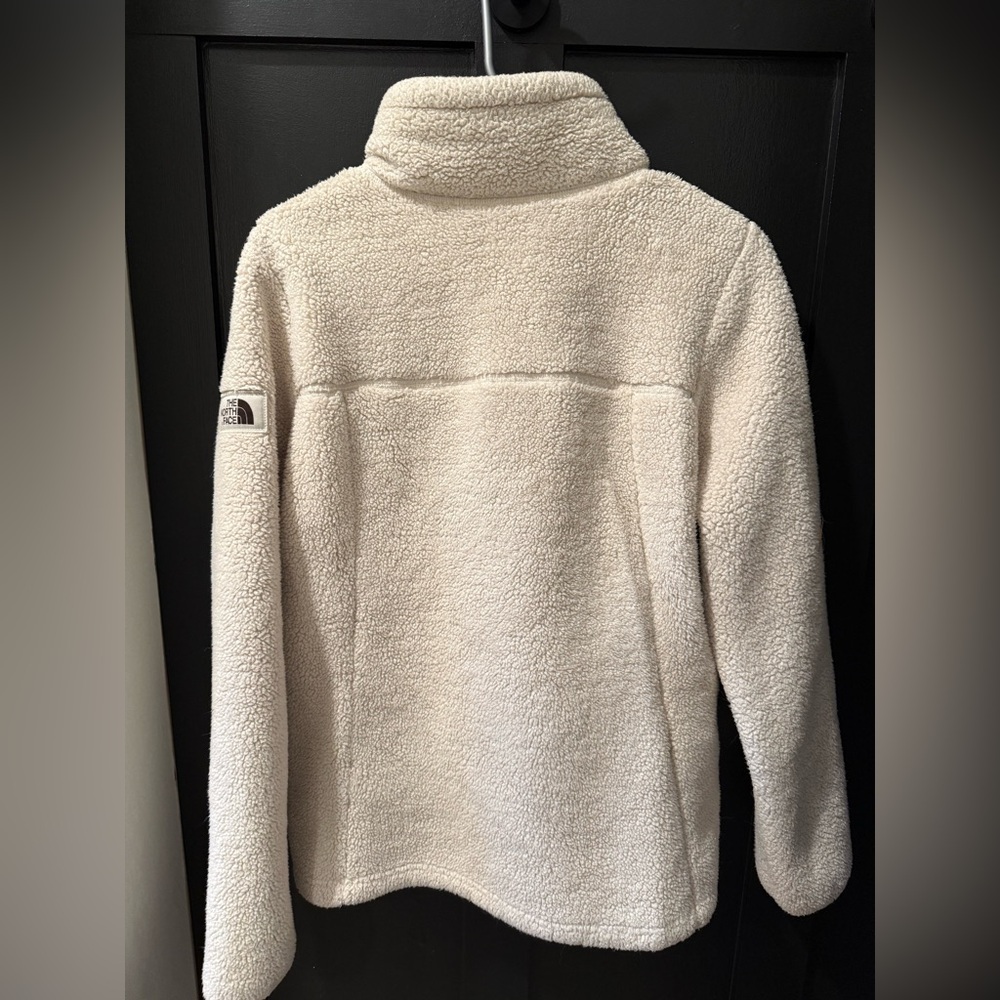 The North Face Sherpa Jacket - Picture 3 of 3